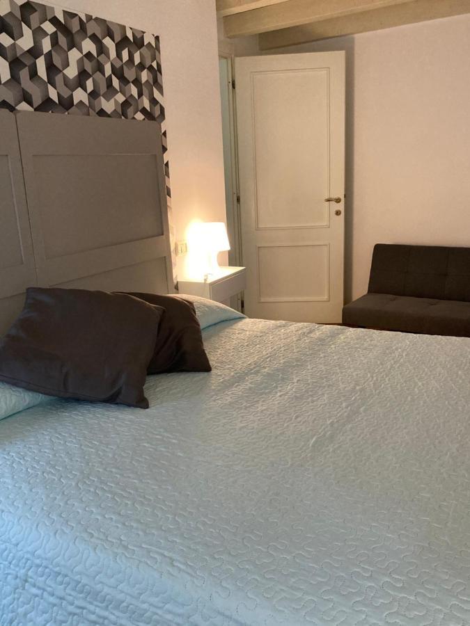 Casapiedicastello Apartment Castelnuovo del Garda Ngoại thất bức ảnh